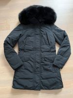 Peuterey Regina Mantel Parka schwarz Kapuze Pelz XS 34 36 München - Ludwigsvorstadt-Isarvorstadt Vorschau