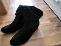 Schwarze Stiefel ☆☆NEU☆☆ Sachsen - Pegau Vorschau