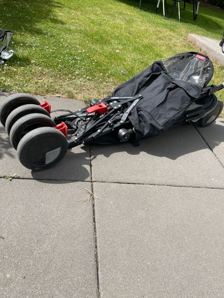 McLaren Kinderwagen in Düsseldorf