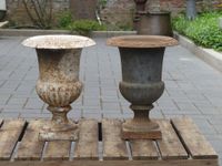 große alte französiche Vase Gusseisen mit Patina aus Frankreich Wiesbaden - Erbenheim Vorschau