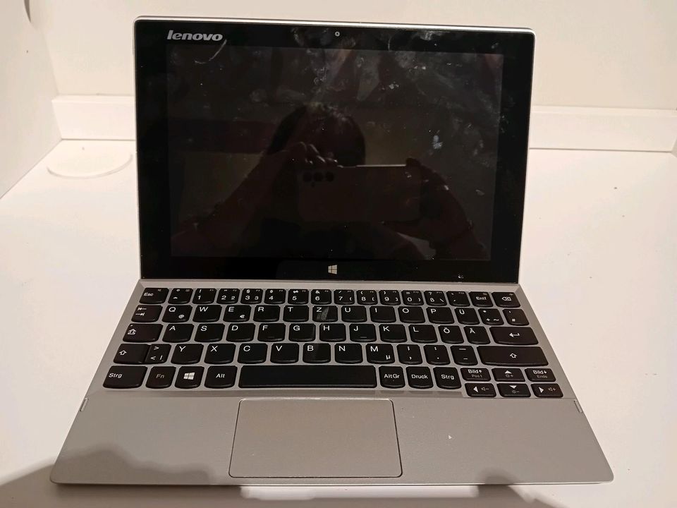 Laptop / Tablet von Lenovo in gutem Zustand in Würzburg
