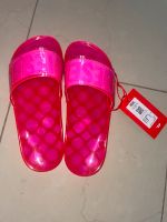 Diesel Pantoletten Sandalen Badeschlappen Neon pink Strand Nordrhein-Westfalen - Bottrop Vorschau