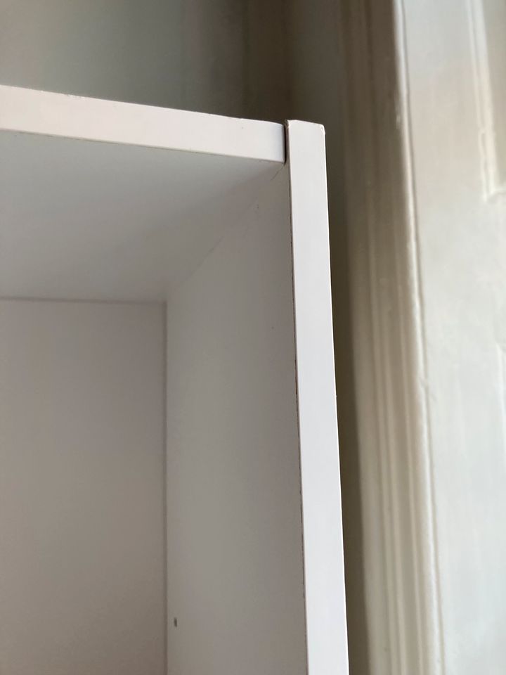 weißes Bücherregal/kleines schmales Regal 180x30x23 cm in Heidelberg