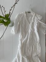 Romantisches Sommerkleid | Anglaise | Lochstickerei | Kleid Midi Düsseldorf - Stadtmitte Vorschau