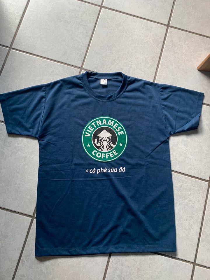 T-Shirt Vietnam Starbucks Coffee blau Neu unisex L/40 Damen Herre in Merzig