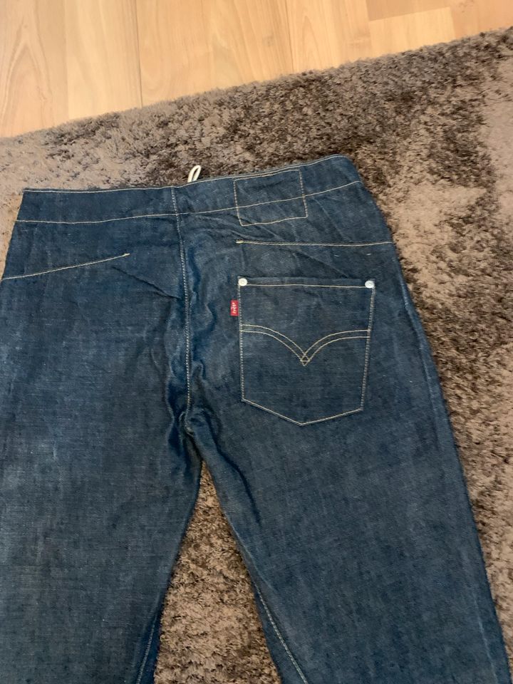 NEU Levi‘s Größe 31x34 in München