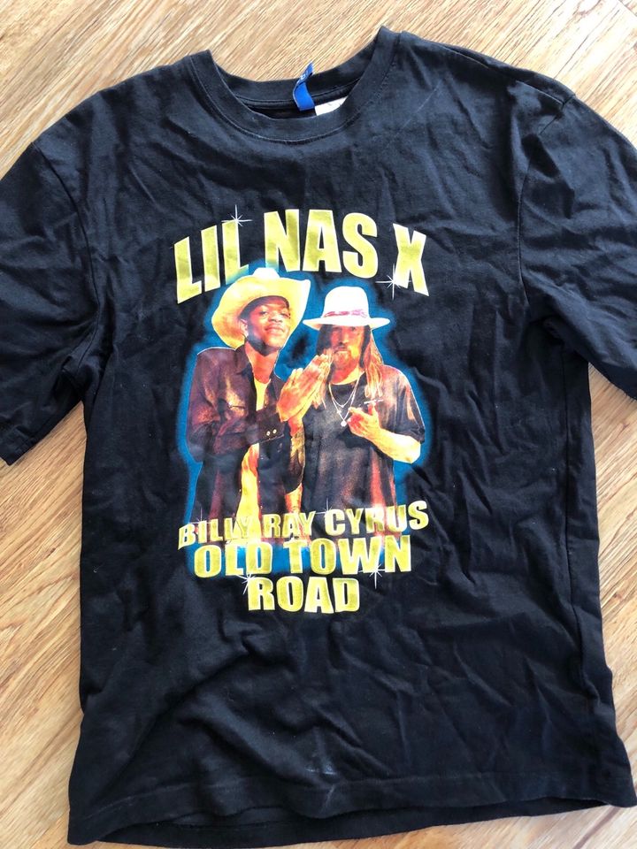 NEU Lil Nas X Shirt H&M Merch XS in Hamburg