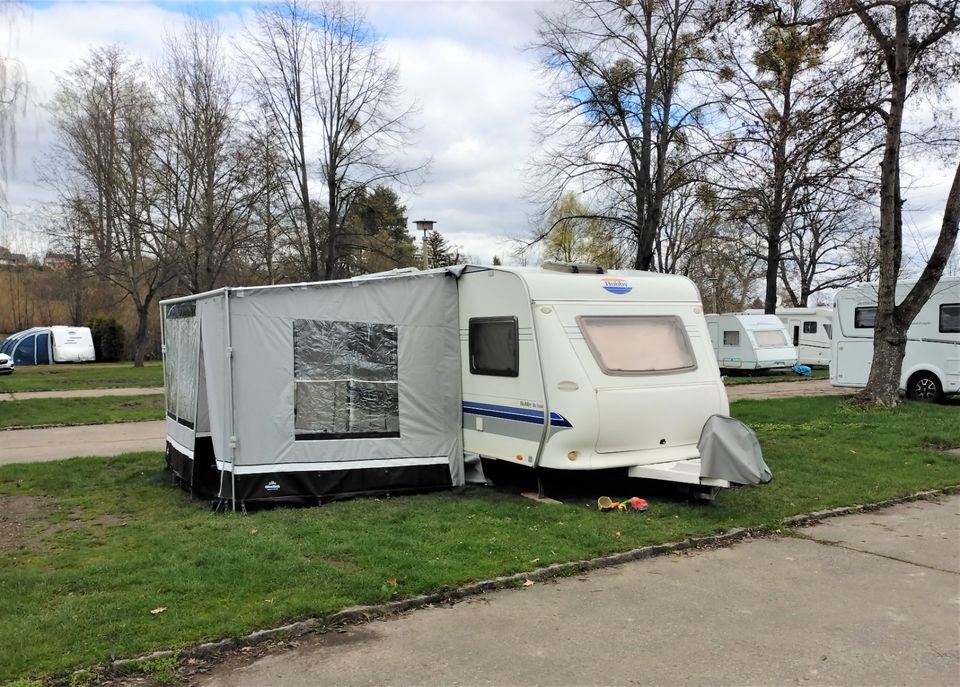 Hobby Wohnwagen Caravan Markise Vorzelt in Gau-Algesheim