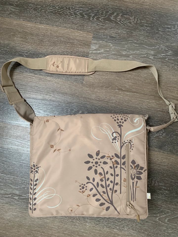 Laptop Tasche AHA mit Blumen Laptoptasche Beige in Kr. Passau - Passau |  eBay Kleinanzeigen ist jetzt Kleinanzeigen