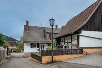 Einfamilienhaus mit Potenzial, riesigem Grundstück und Scheune Baden-Württemberg - Badenweiler Vorschau