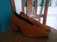 Pumps von avagabond Braun cognac Schwerin - Weststadt Vorschau