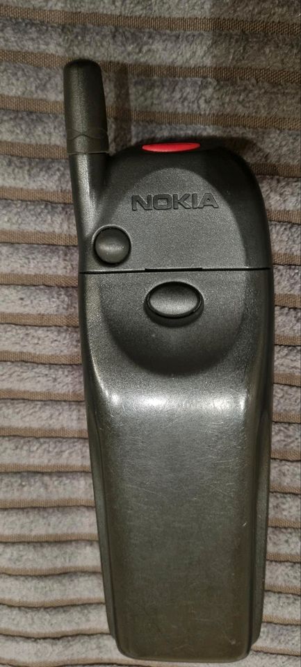 Nokia 5130 mit Netzteil, Top Cover in Hannover