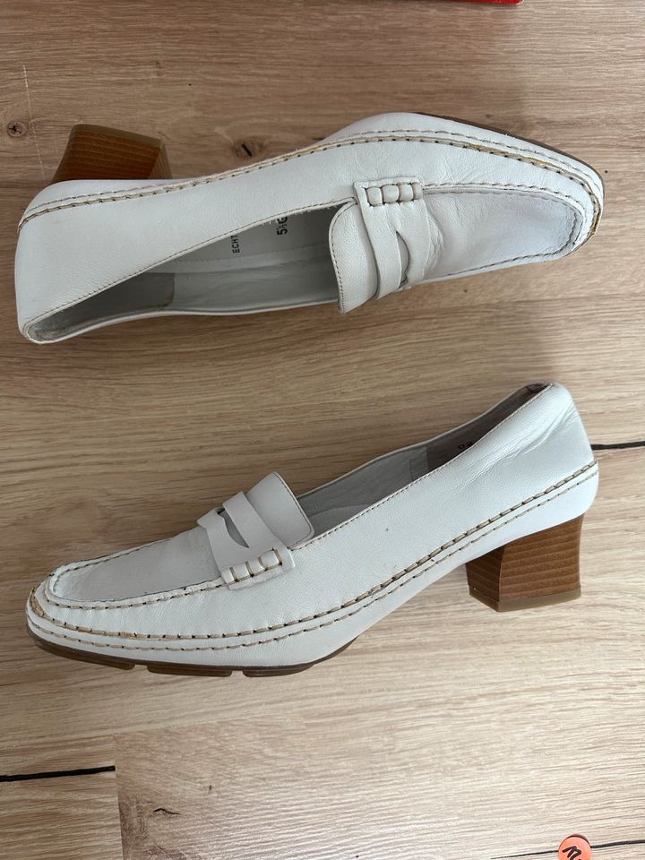 Ara Absatzschuhe Mokassin Pumps weiß Leder Schuhe Ara Absatz 38,5 in Ammerbuch