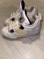 Jordan 4 retro Metallic Purple Größe 42,5 Nordrhein-Westfalen - Hamm Vorschau