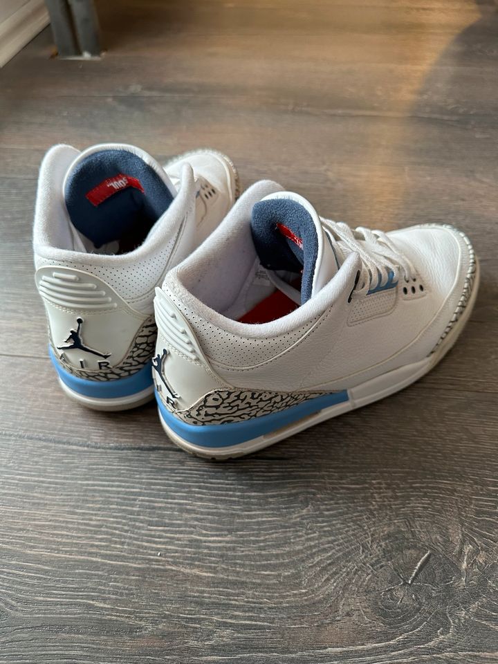 Air Jordan 3 Retro UNC in Goldbach