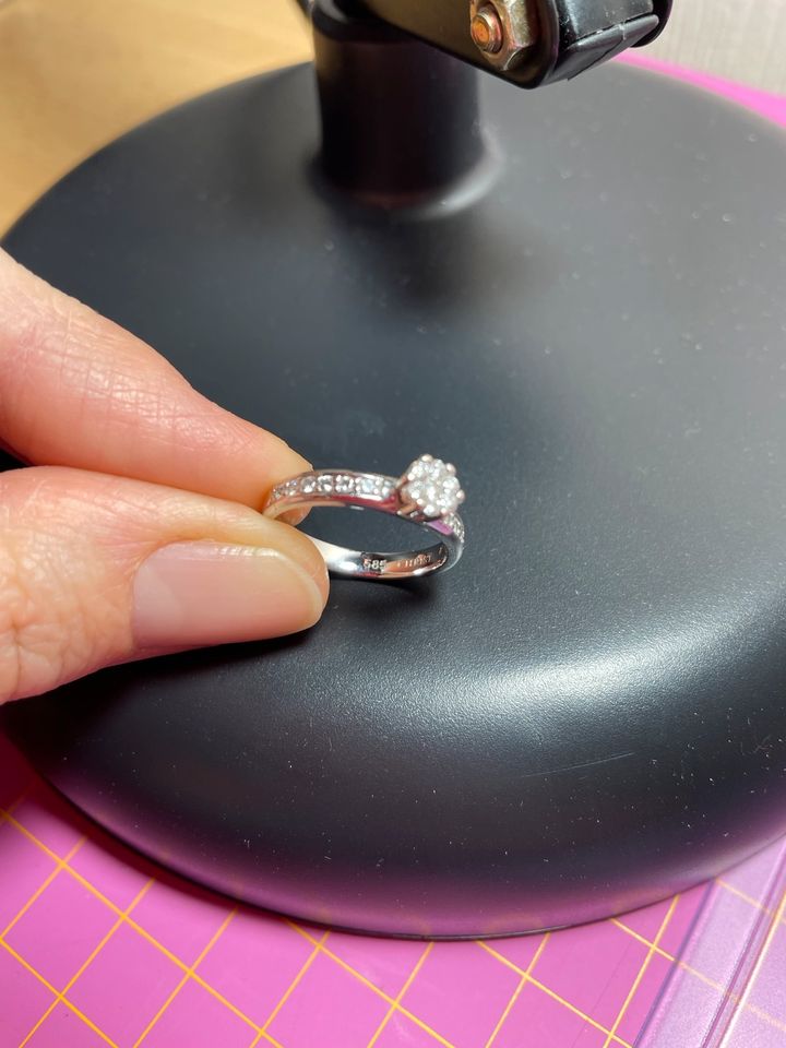 Ring Weißgold mit 19 Diamanten 50er Ringweite in Kranichfeld