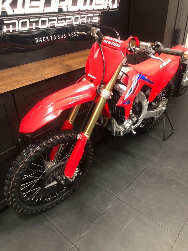 HONDA CRF 450 R MODELL 2024 NEU!!! am Lager! CR-F in Eicklingen