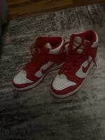 Nike dunk in rot München - Ramersdorf-Perlach Vorschau