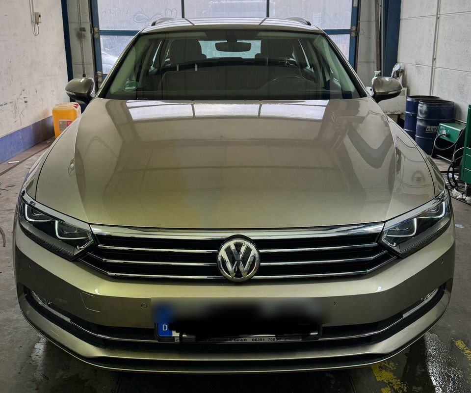 VW Passat 2016 in Bensheim