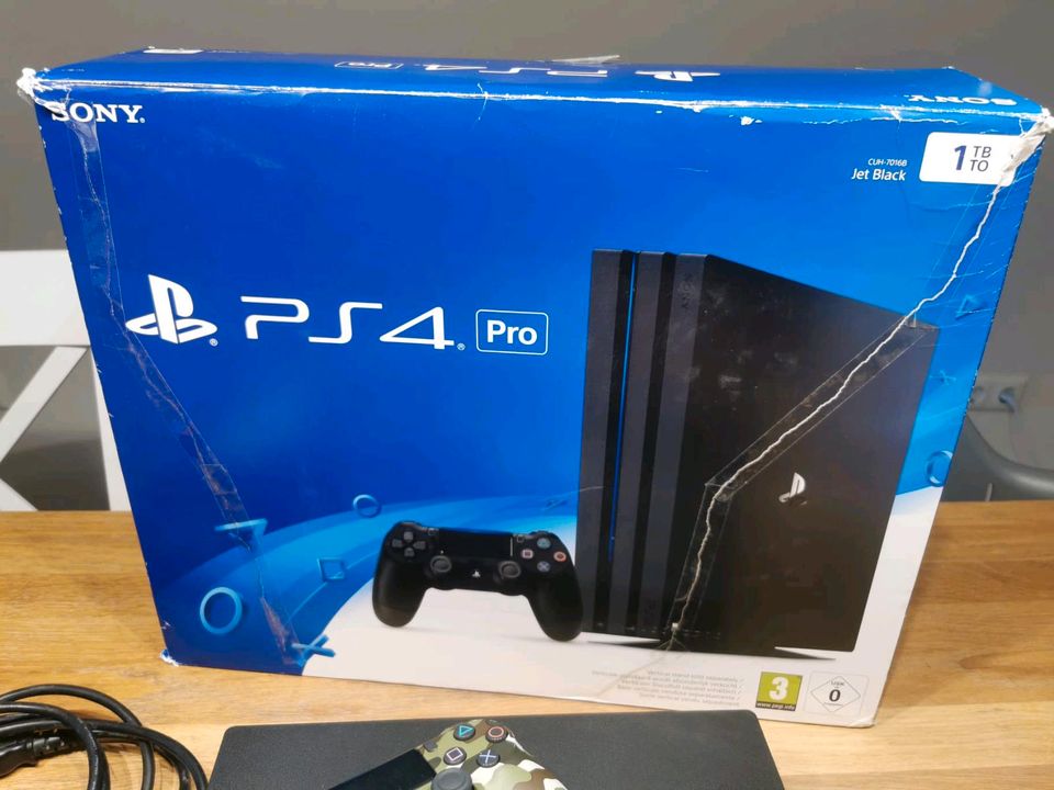 Playstation 4 Pro PS 4 Pro in Dortmund