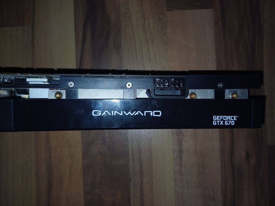 Grafikkarte - Geforce GTX 670 Gainward Phantom 2GB in Langwedel