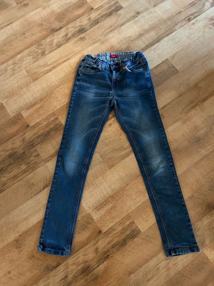 Jeans S.oliver 164 in Burgdorf