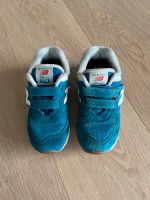 New Balance Turnschuhe Sneaker in blau mit Klettverschluss Gr. 29 Baden-Württemberg - Gerlingen Vorschau