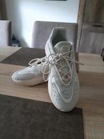 Adidas Schuhe  Gr.40,5 Niedersachsen - Wilhelmshaven Vorschau