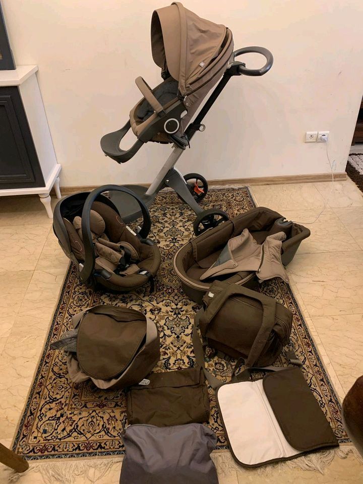 Stokke Xplory Kombi Set Kinderwagen in Düsseldorf