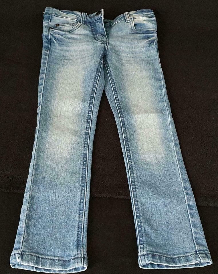 Jeans, Jeanshose von Pocopiano für Mädchen, Gr. 122 in Hamburg