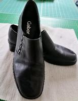 NEU  Slipper / Loafer in schwarzem Leder Niedersachsen - Aurich Vorschau