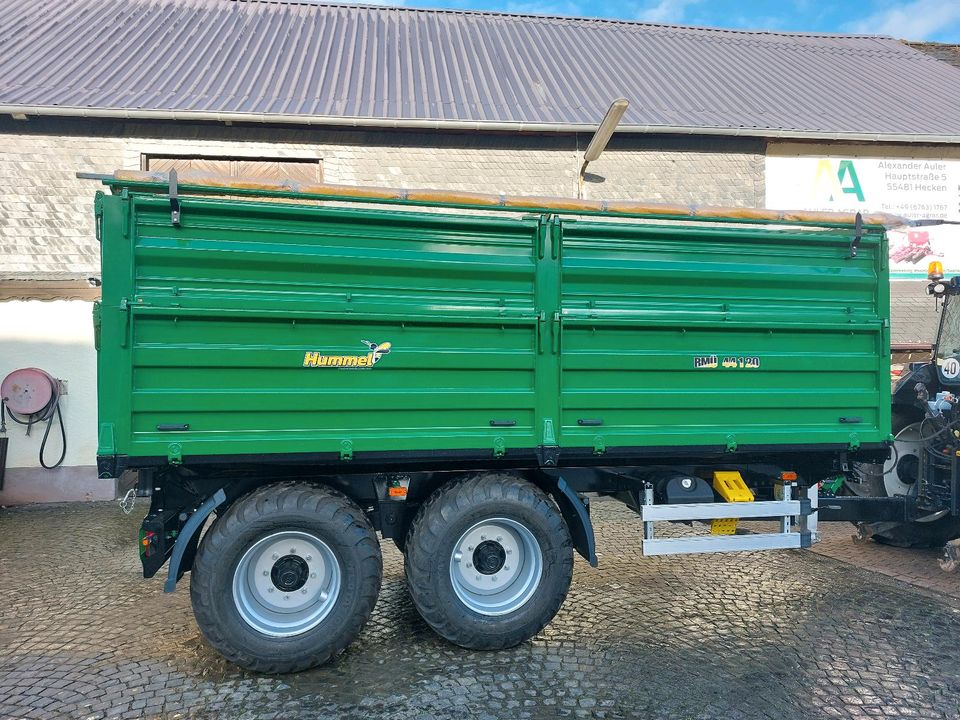 Dreiseitenkipper 16t Kipper Häckselwagen Tandemkipper in Hecken