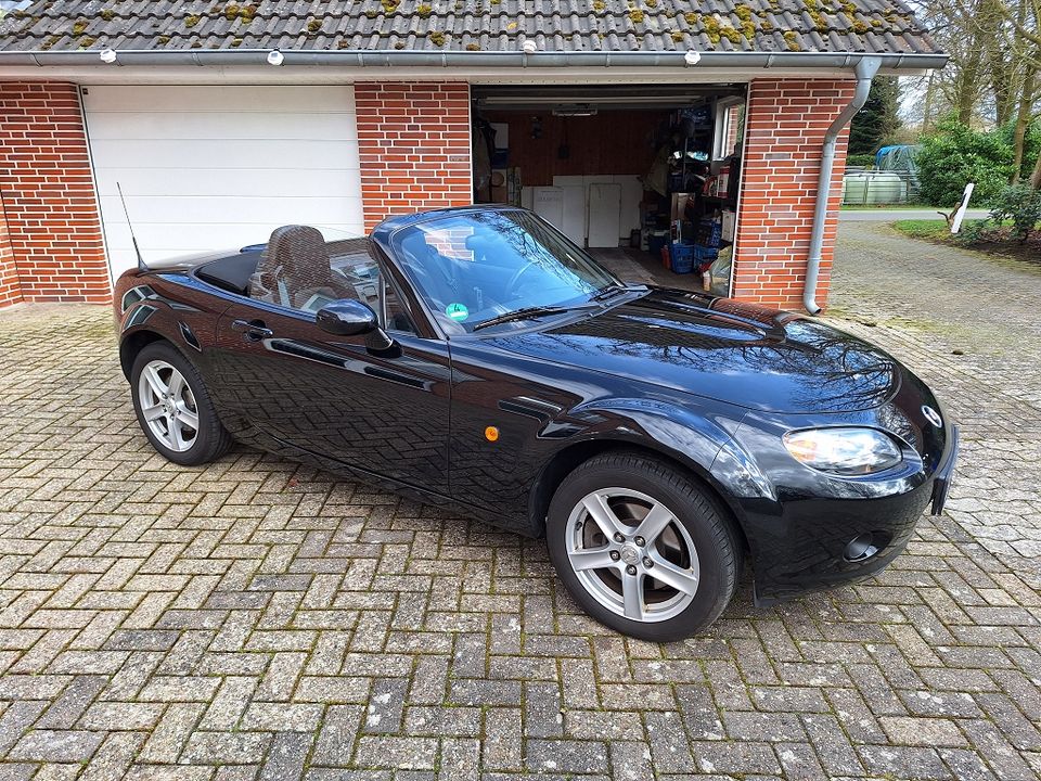 Mazda MX5 1.8 TÜV 10/2025, 2.Ha/ Klima in Westerstede