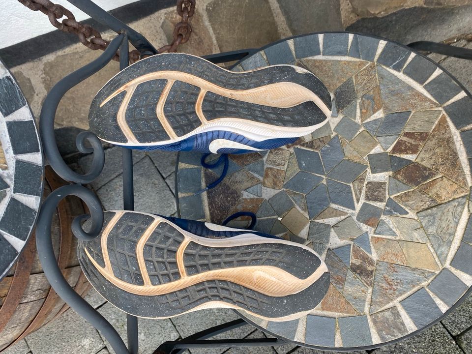 Nike Schuhe Gr.36 *sehr leicht/ mit Gebrauchsspuren in Rheinbreitbach