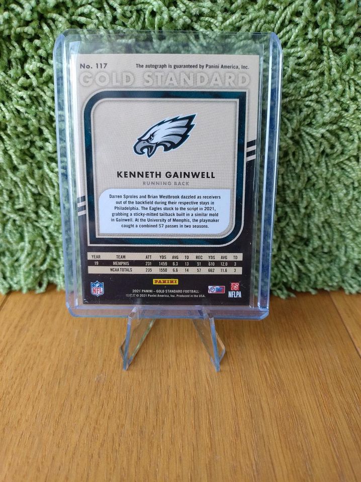 Kenneth Gainwell  Gold Standard Auto /199 Philadelphia Eagles in Winterhausen