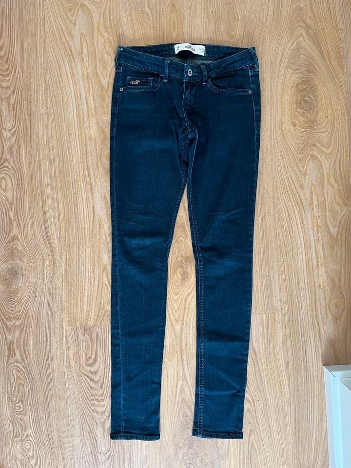 Hollister Jeans *Top Zustand* W24/L31 in Münster