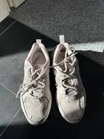 Nike Schuhe Gr. 39 „Particle Beige“ Rheinland-Pfalz - Rüdesheim Vorschau