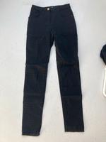 Besondere H&M Hose Schwarz Schlangen Print Rock Style S 36 Nordrhein-Westfalen - Bergisch Gladbach Vorschau