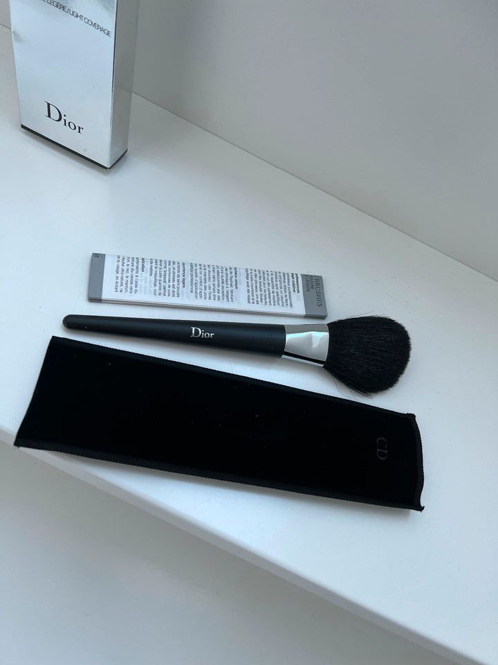 OVP Dior Backstage Brushes Light Coverage Pinsel inkl. Tasche Rou in Stuttgart