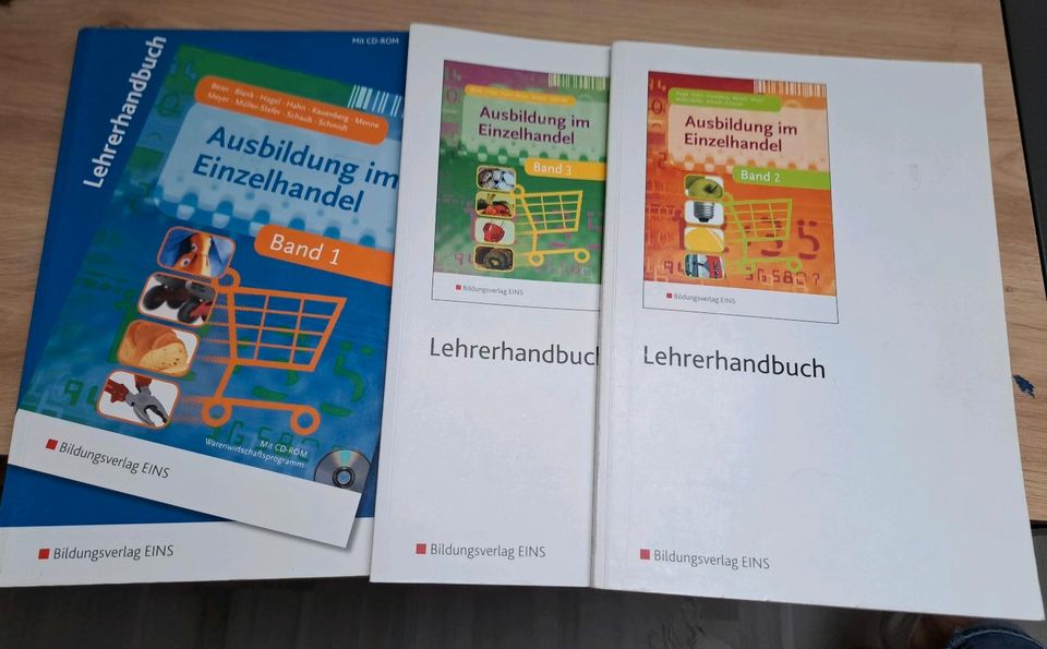 Lehrerhandbuch Band 1 - 3 Ausbildung im Einzelhandel in Herne