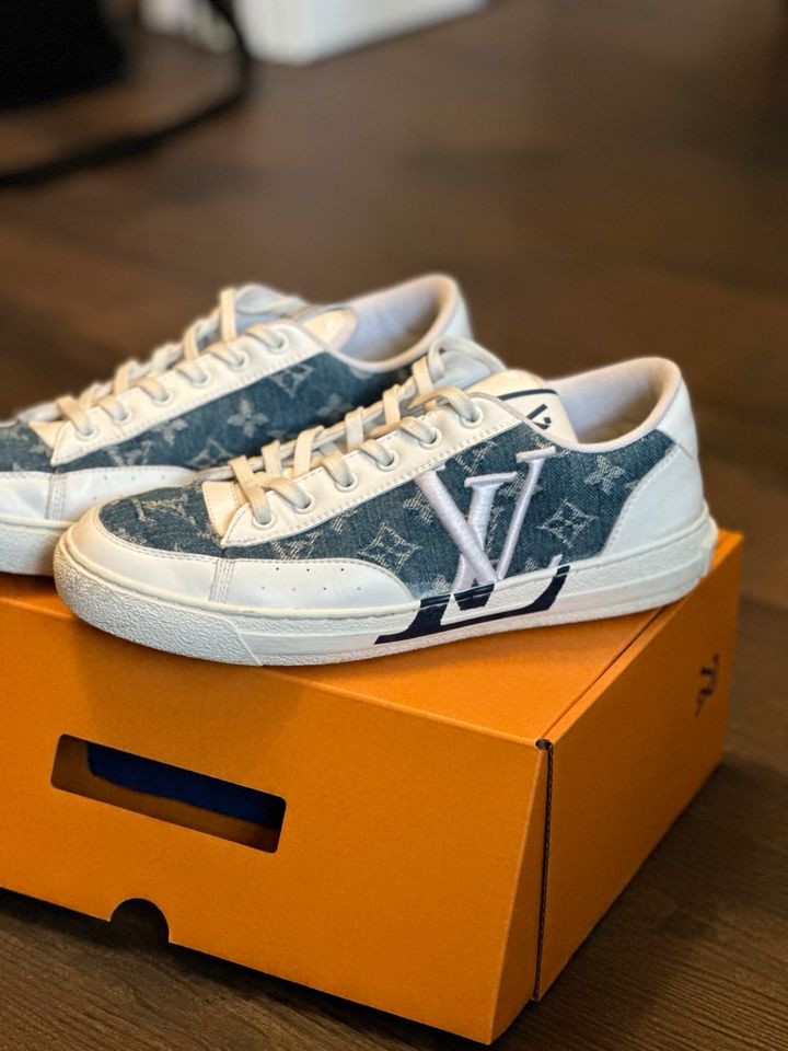 LV Charlie Sneaker Louis Vuitton  Denim Stoff - sehr gut ! in Schmoelln