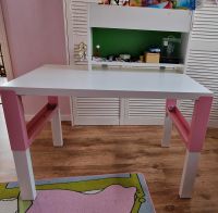Ikea Kinderschreibtisch 98x58 weiß-rosa Hessen - Trebur Vorschau