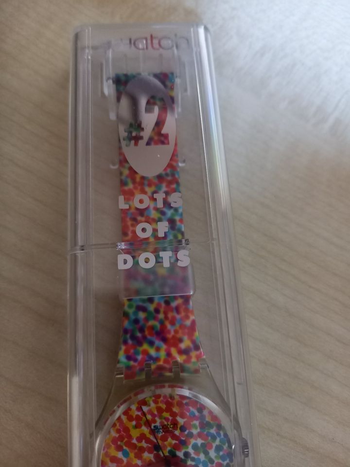 SWATCH COLLECTOR-SPECIAL LOTS OF DOTS  NEU MIT SONDERVERPACKUNG in Bruchsal