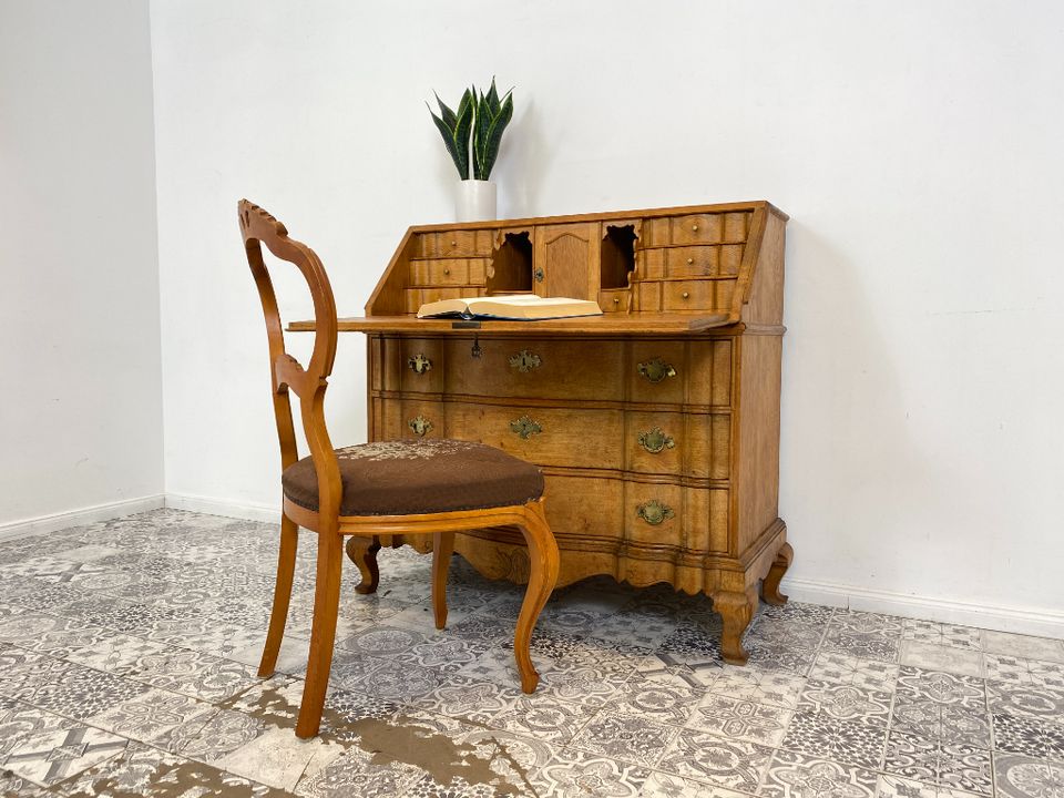 WMK Wunderschöner und gut erhaltener dänischer antiker Sekretär aus vollem Eichenholz mit klassischen Messingbeschlägen # Schreibtisch Desk Kommode Schreibschrank Schreibkommode Biedermeier Vintage in Berlin