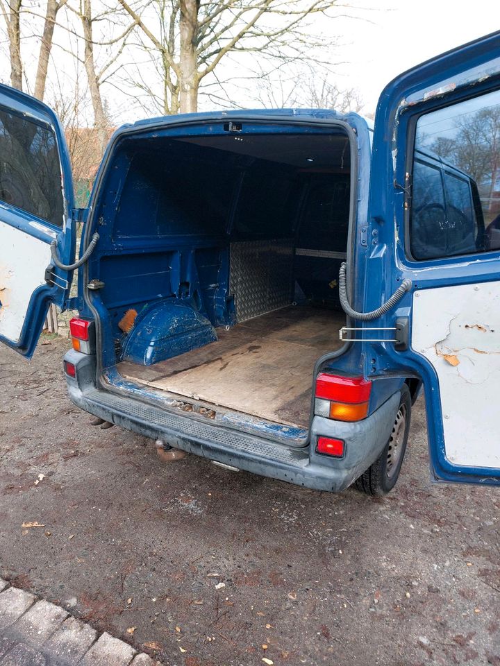 VW BUS T4 TRANSPORTER 2,5 TDI LANG FLÜGELTÜREN in Meinersen