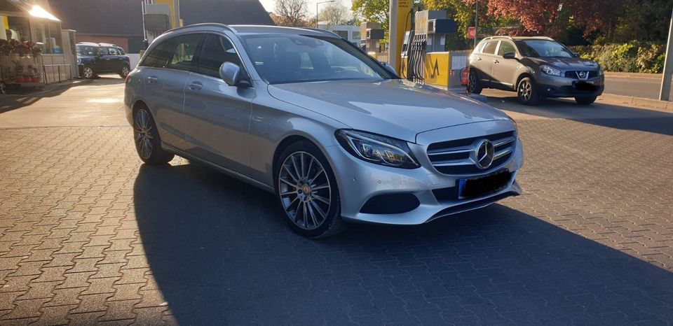 Mercedes-Benz C 250 d T AVANTGARDE Distr. AHK DAB Multib. Burm in Lippstadt