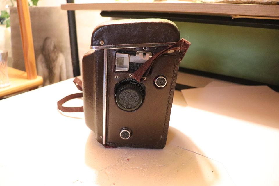 Seagull 4b1 Kamera Antik 3,5 / 75mm zweiäugige Kamera mit Tasche in Siegen