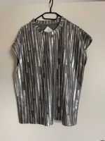 Schönes Silber gemustertes Shirt - neu 40/42 Nordrhein-Westfalen - Rhede Vorschau