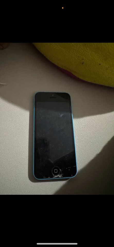 iPhone blau in Leer (Ostfriesland)