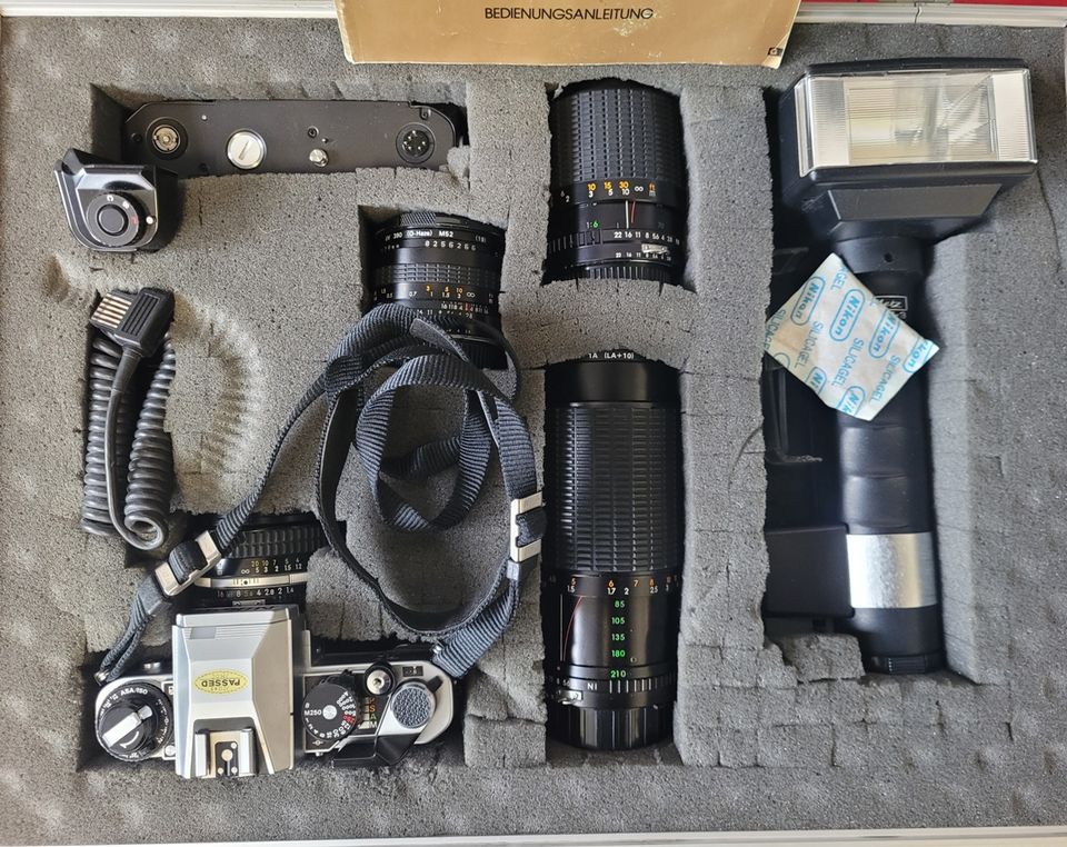 Nikon FA Kamera Set mit 4 Objektiven, Blitzgerät, Winder, Filtern in Karlsruhe